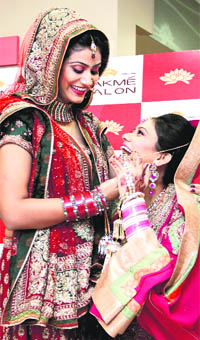 Models showcase new looks for the Punjabi bride at Lakme Fashion saloon in Jalandhar 