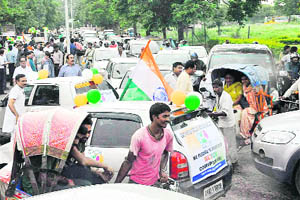 Chaos prevailed as vehicles remained caught in a snarl-up following a rally organised by the Youth Against Corruption in Sector 34, Chandigarh