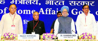 Leader of Opposition Arun Jaitley, Finance Minister Pranab Mukherjee, PM Manmohan Singh and Home Minister P Chidambaram at the NIC meeting in New Delhi on Saturday.
