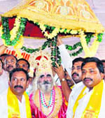 A man dressed as Maharaja Aggarsain during a convention of the Aggarwal community in Karnal on Sunday. 