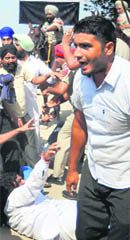 An angry protester at the Chhapar Mela. 