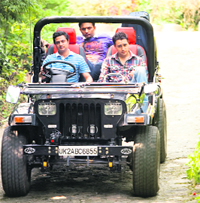 A still from Mere Brother Ki Dulhan
