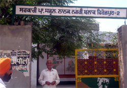A view of the main entrance of the school building in Ferozepur