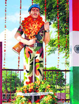 A statue of Shaheed Parvinder Singh that was unveiled  by Chief Minister Bhupinder Singh Hooda at Pranpura village in Rewari. 