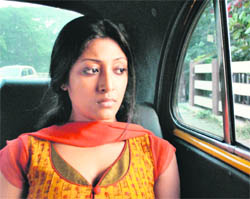 Sri Lankan director Vimukthi Jayasundara’s Chatrak (Mushrooms) is an Indo-French co-production set in Kolkata. Jayasundara has captured the innards of Kolkata in a manner reminiscent of Satyajit Ray and Ritwik Ghatak