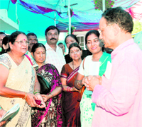 A delegation of teachers meets Chief Minister BC Khanduri at his residence in Dehradun on Saturday