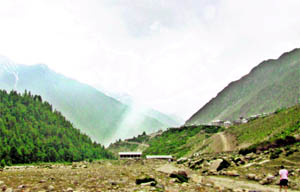 Trekking is the best way to melt the stress and enjoy breathtaking views of the Himalayas that Sangla offers