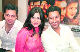 Punjabi singer and actor Harbhajan Mann with co-actors Gulzar Inder Singh and Jonita Doda in Jalandhar on Wednesday