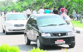 Car owners were seen flouting guidelines despite warnings issued by the traffic police