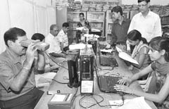 Fears over privacy, security and reliability have been voiced over the UID project.