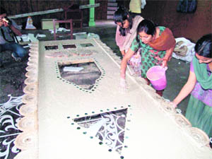 Artisans busy with preparations for the Navratras at the Kalibari temple in Shimla on Tuesday