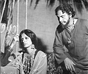 Harpal and Neena Tiwana in Diva Bale Sari Raat