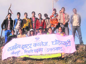 The Gorakhori Inter-college team at the Nag Tibbaa summit near Mussoorie.