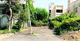 LIT has failed to remove encroachments and make a street accessible to residents in BRS Nagar, Ludhiana.