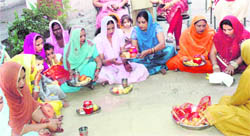 Inmates celebrate Karva Chauth in the womens jail in Ludhiana 