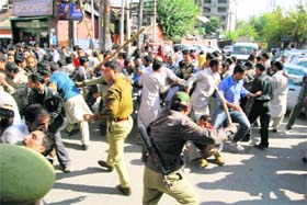 Police lathi-charge protesting employees of the urban local bodies, who are demanding implementation of the Sixth Pay Commission recommendations. 