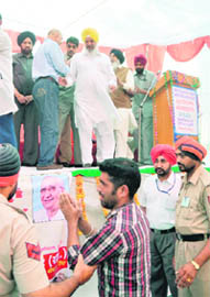 A youth requests a cop to let him meet Chief Minister Parkash Singh Badal; and a physically challenged woman, who kept waiting, but could not air her grievances in Ludhiana.