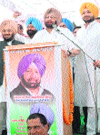 Capt Amarinder Singh addresses a congregation organised by the Saini Community at Kharar on Sunday