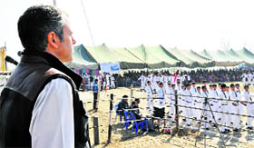 Chief Minister Omar Abdullah addresses the gathering at the annual day function of Sainik School in Manasbal.