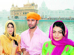 Actors Neeru Bajwa, Sagarika Ghatge and Chirag Paswan after paying obeisance at the Golden Temple in Amritsar on Saturday