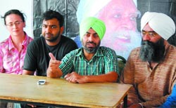 Organizers of drama fest, to be held in memory of Bhai Gursharan Singh, addressing the media persons in Bathinda on Sunday