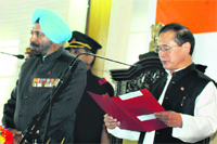 Nabam Tuki being sworn in as the Chief Minister of Arunachal Pradesh by Governor Gen JJ Singh (retd) at Raj Bhawan in Itanagar on Tuesday.