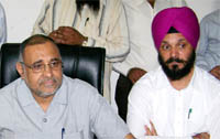 Rajya Sabha MP Avinash Rai Khanna speaks to mediapersons in Ferozepur