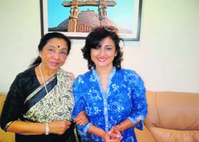 Show time: Asha Bhosle and Divya Dutta