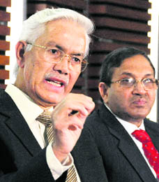 IOC Chairman RS Butola along with PK Goyal, Director, Finance, in New Delhi on Wednesday