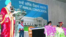 Deputy Chairman, Planning Commission, Montek Singh Ahluwalia delivers the convocation address at the Indian Institute of Technology, Roorkee, on Saturday.
