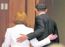 WARM TIES: US President Barack Obama with Australian Prime Minister Julia Gillard in Canberra on Wednesday