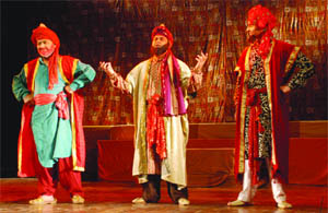 A scene from the play Dhamak Nagare Di at the 8th National Theatre Festival in Amritsar.