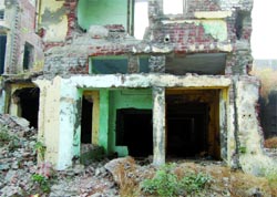 Partly demolished shops at Sabzi Mandi serve as safe haven for anti-social elements in Amritsar