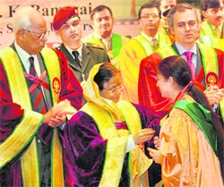 President Pratibha Patil presents a degree to a student during the 3rd convocation of Shri Mata Vaishno Devi University at Katra on Friday. Governor NN Vohra, Chief Minister Omar Abdullah are also seen