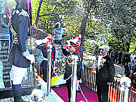 Lt-Gen Rajinder Singh, pays tributes to Second Lt Arun Khetarpal at Lawrence School, Sanawar. 