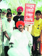 Sant Ram Udasis songs, popularised by (L) Bant Singh, call for justice to the poor