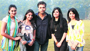 (L-R) Venus Sharma, Shubhi Aggarwal, Karan Johar, Ritika Kamboj and Vikas Kamboj