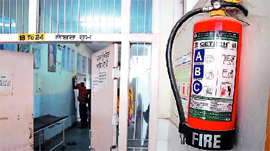 The expiry date has not been mentioned on many fire extinguishers installed in the Civil Hospital, Bathinda.