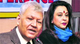 Ofice-bearers of the Harivallabh Sangeet Sammelan Samiti Rakesh Dada and Poornima Beri adress mediapersons in Jalandhar on Thursday. 