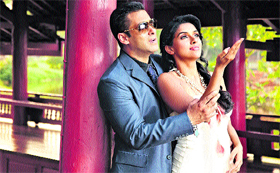 Ready, a Telugu film remake, was a critical disaster, but it became the second highest opening day grosser ever, after Dabangg