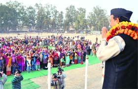 Chief Minister BC Khanduri addresses bhojan matas at the Parade Ground in Dehradun on Sunday