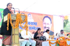 National chief of the womens wing of the BJP Smriti Irani addresses a gathering at BHEL in Haridwar on Sunday
