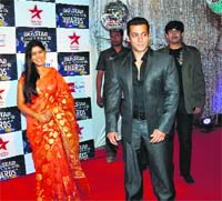 Gracefully yours: Sakshi Tanwar and Salman Khan