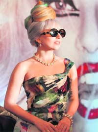 Aunt reborn : Lady Gaga