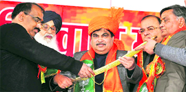 BJP leaders Nitin Gadkari and Arun Jaitley and CM Parkash Singh Badal in Jalandhar.