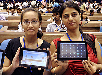The small and inexpensive Indian tablet Aakash made news for being the only tablet that is available for Rs 2,500