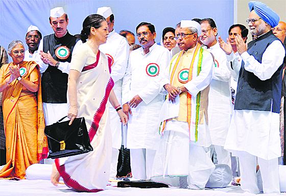 The ripples in the scam-ridden UPA government did not leave the Congress party untouched