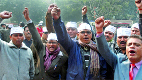 Activists of the All-India Federation of Diploma Engineers shout slogans during a demonstration at Jantar Mantar on Monday.