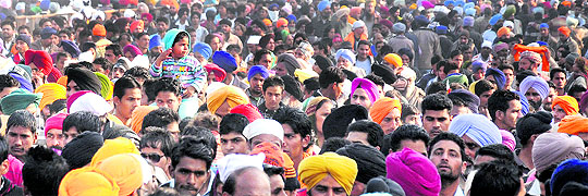 A sea of humanity throng the Shaheedi Jor Mela in Fatehgarh Sahib in Tuesday