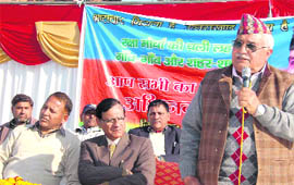 The Uttarakhand Raksha Morcha chief, Lt-Gen Tej Pal Singh Rawat (retd), addresses a meeting at Jwalapur in Haridwar on Wednesday. 